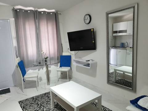 Crikvenica centar, kuća sa stanom i studio app