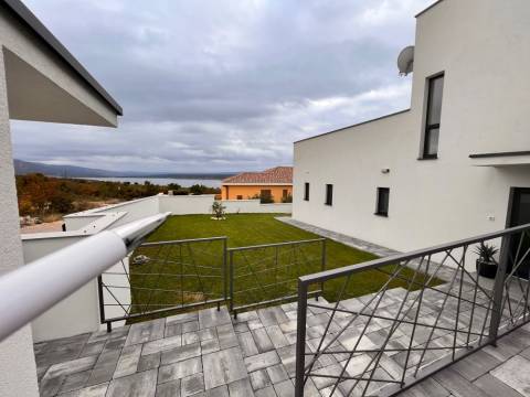 Jasenice, 214,12m2