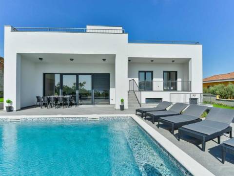 Jasenice, 214,12m2