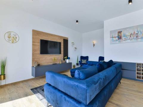 Jasenice, 214,12m2