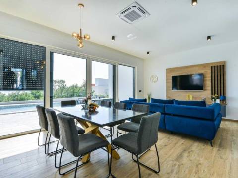 Jasenice, 214,12m2