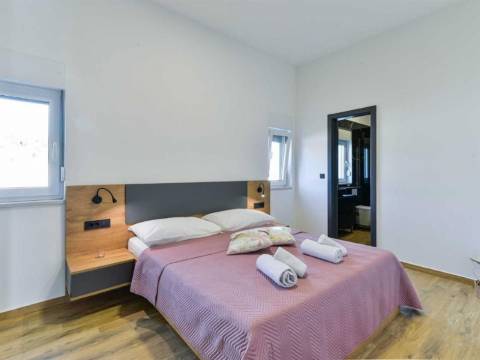 Jasenice, 214,12m2