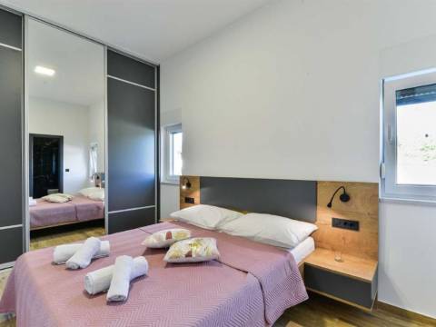Jasenice, 214,12m2