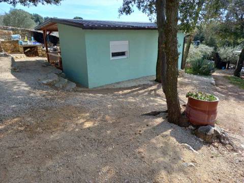 Vrh, Krk, 1.024m2