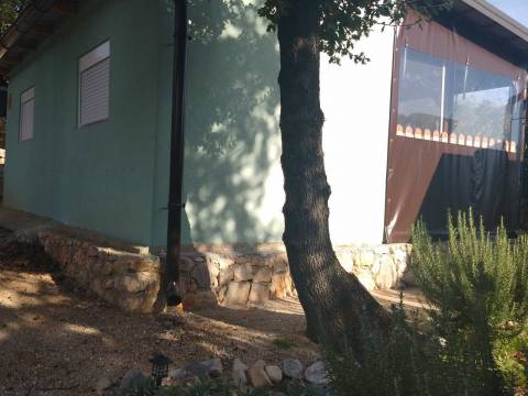 Vrh, Krk, 1.024m2