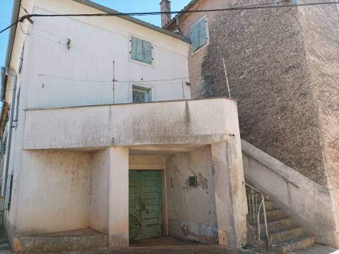 Baškoti, Višnjan, 170m2
