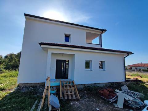 Momjan, Buje, 140m2