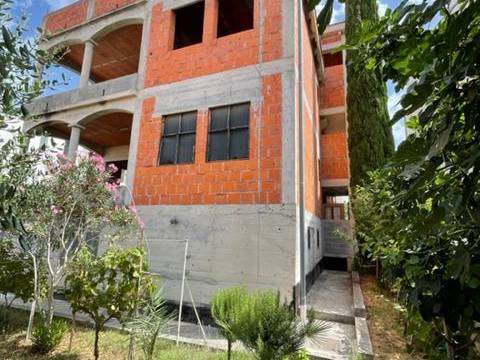 Zadar-Diklo, samostojeća kuca sa 6 apartmana nedovršena