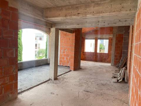 Zadar-Diklo, samostojeća kuca sa 6 apartmana nedovršena