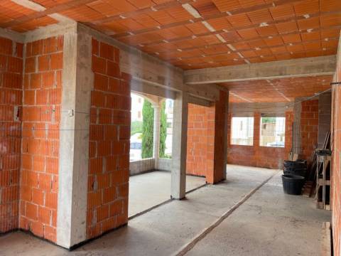 Zadar-Diklo, samostojeća kuca sa 6 apartmana nedovršena