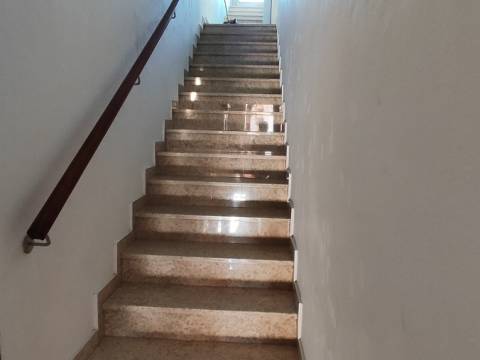 Vir, kuća sa Bistro-Bar prostorom