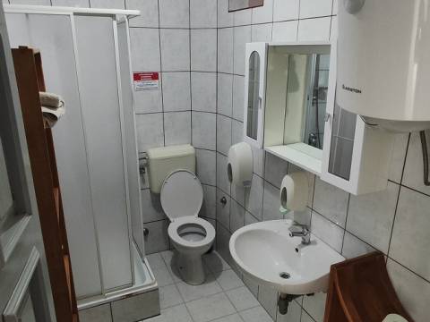 Vir, kuća sa Bistro-Bar prostorom
