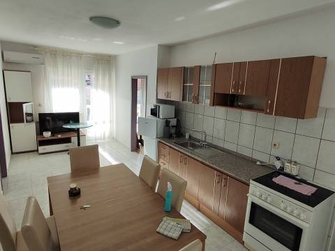 Vir, kuća sa Bistro-Bar prostorom