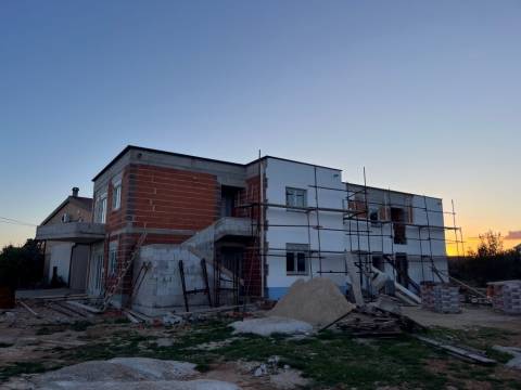 Vir, Apartman A1 u blizini plaže Jadro i centra