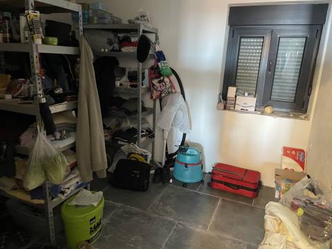 KOSTRENA - kuća s više stambenih jedinica