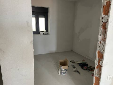 KOSTRENA - kuća s više stambenih jedinica