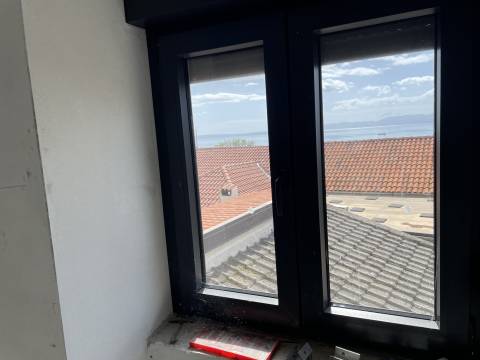 KOSTRENA - kuća s više stambenih jedinica