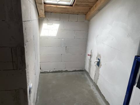 KOSTRENA - kuća s više stambenih jedinica