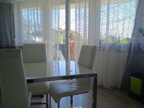 Opatija-Pobri, stan 3s+DB, 1.kat, s balkonom