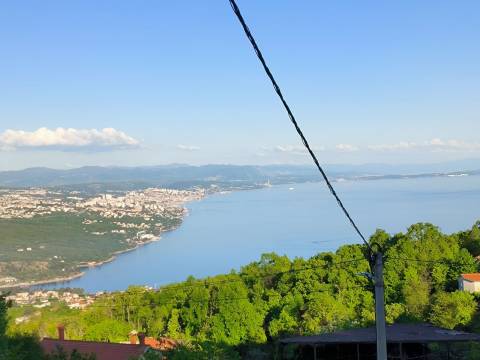 Bregi - prekrasna moderna kuća s bazenom