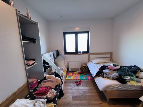 Bregi - prekrasna moderna kuća s bazenom