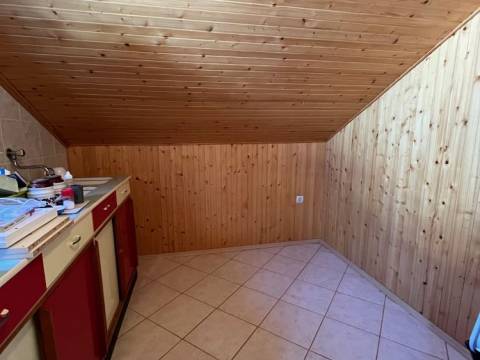 Vir, Kuća sa 2 stana i garažom 450m do mora