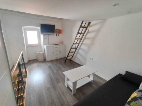 Baška, apartman 50 metara od mora
