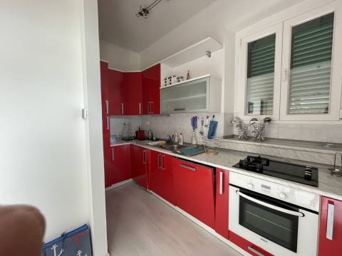Opatija, u centru, etaža od 97 m2 na 1 katu, 2 balkona