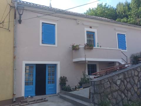 Bakar- tradicionalna primorska kuća 20m od mora