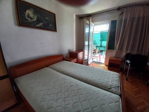 Lovran, 1.kat, neposredna blizina centra