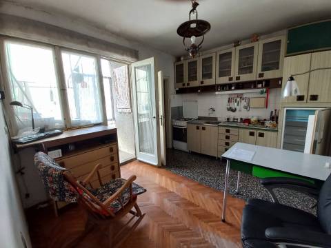 Lovran, 1.kat, neposredna blizina centra