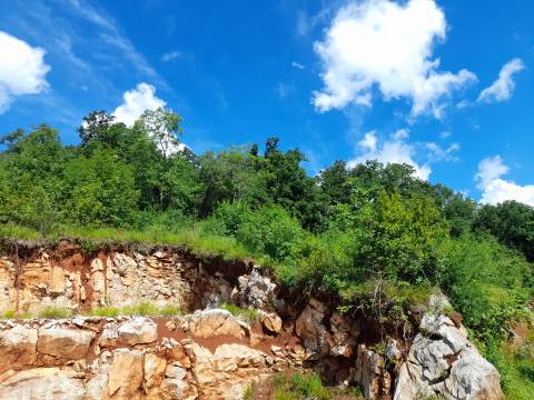 Ika-Oprić građevinsko zemljište 1321 m2 s građ. dozvolom