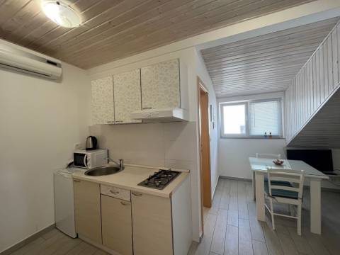 Vir, 170m do plaže TOP  Kuća 3 apartmana + studio