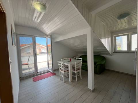 Vir, 170m do plaže TOP  Kuća 3 apartmana + studio