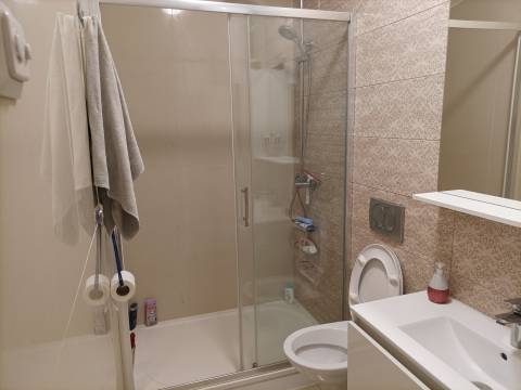 Novigrad, apartman 1S+DB u zgradi s liftom! 
