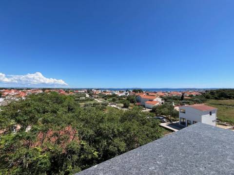 Vir, exclusive apartment 2nd floor + roof terrace near the beach