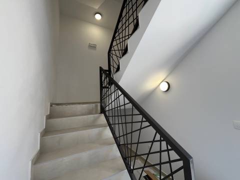 Vir, exclusive apartment 2nd floor + roof terrace near the beach