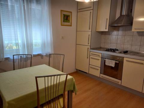 Lovran, centar, 1s+db s balkonom