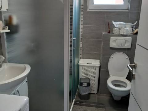 Vir, kuca sa dva apartmana na mirnoj lokaciji