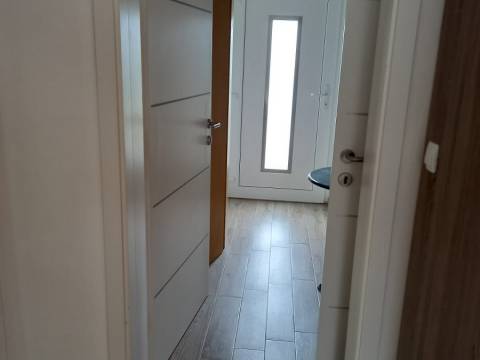 Vir, kuca sa dva apartmana na mirnoj lokaciji