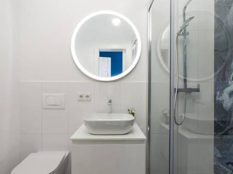 Opatija stan 3S+DB, 1.kat, 100 m2, 2.red od mora