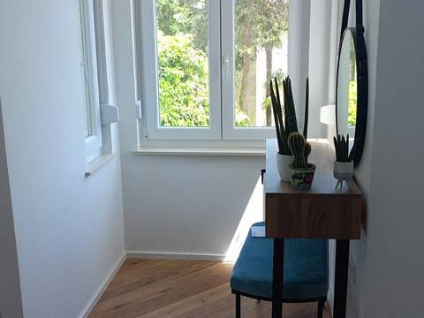 Opatija stan 3S+DB, 1.kat, 100 m2, 2.red od mora