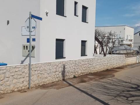 Vir, Samostojeća Kuća sa 6 apartmana, odlična investicija 