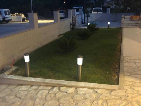 Vir, 40m do mora, 3 stana, garaža + podrum 