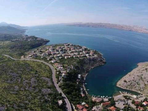 Lands Cesarica, Karlobag, 604m2