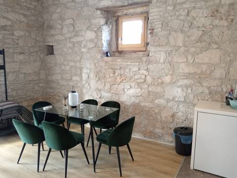 Murine, Umag, 114m2
