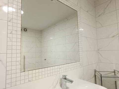 PREKRASAN 4 SOBAN STAN S POGLEDOM NA MORE I BAZENOM U LOVRANU