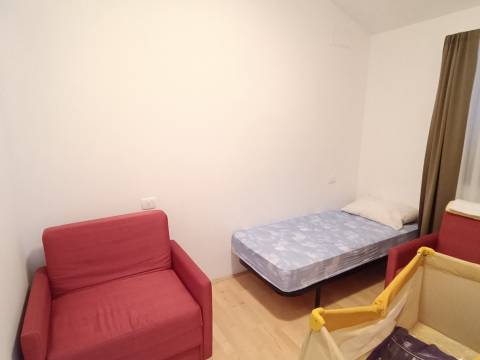 PREKRASAN 4 SOBAN STAN S POGLEDOM NA MORE I BAZENOM U LOVRANU