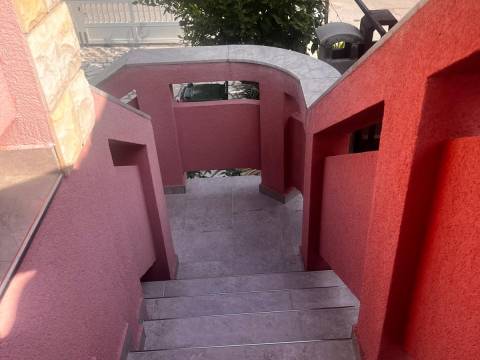 Vir, južna strana kuća sa 2 apartmana 280m do mora