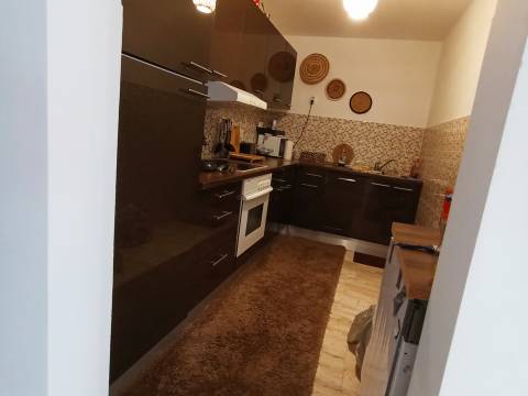 Bakarac - luksuzni dvoetažni stan 
